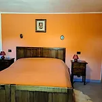 La Maison De Chantal Lägenhet *