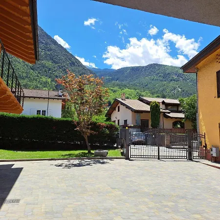 La Maison De Chantal 페니스